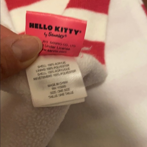 Winter Essentials Bundle - Picture 7 of 8